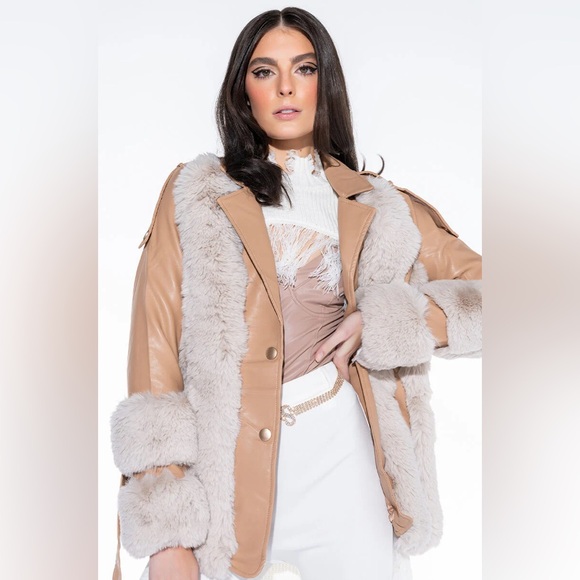 NATTY VICE FAUX FUR MOTO JACKET - Picture 2 of 10